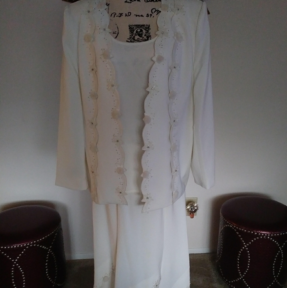 3 piece white suit